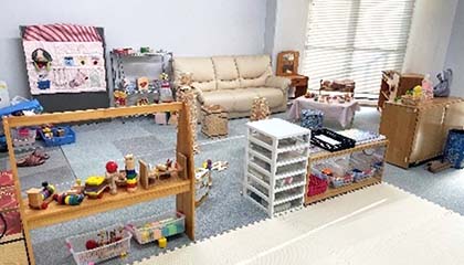 保育科を有する西南女学院大学内に預かり場所を設置。教授や保育士を目指す学生さんにも歓迎いただいています。